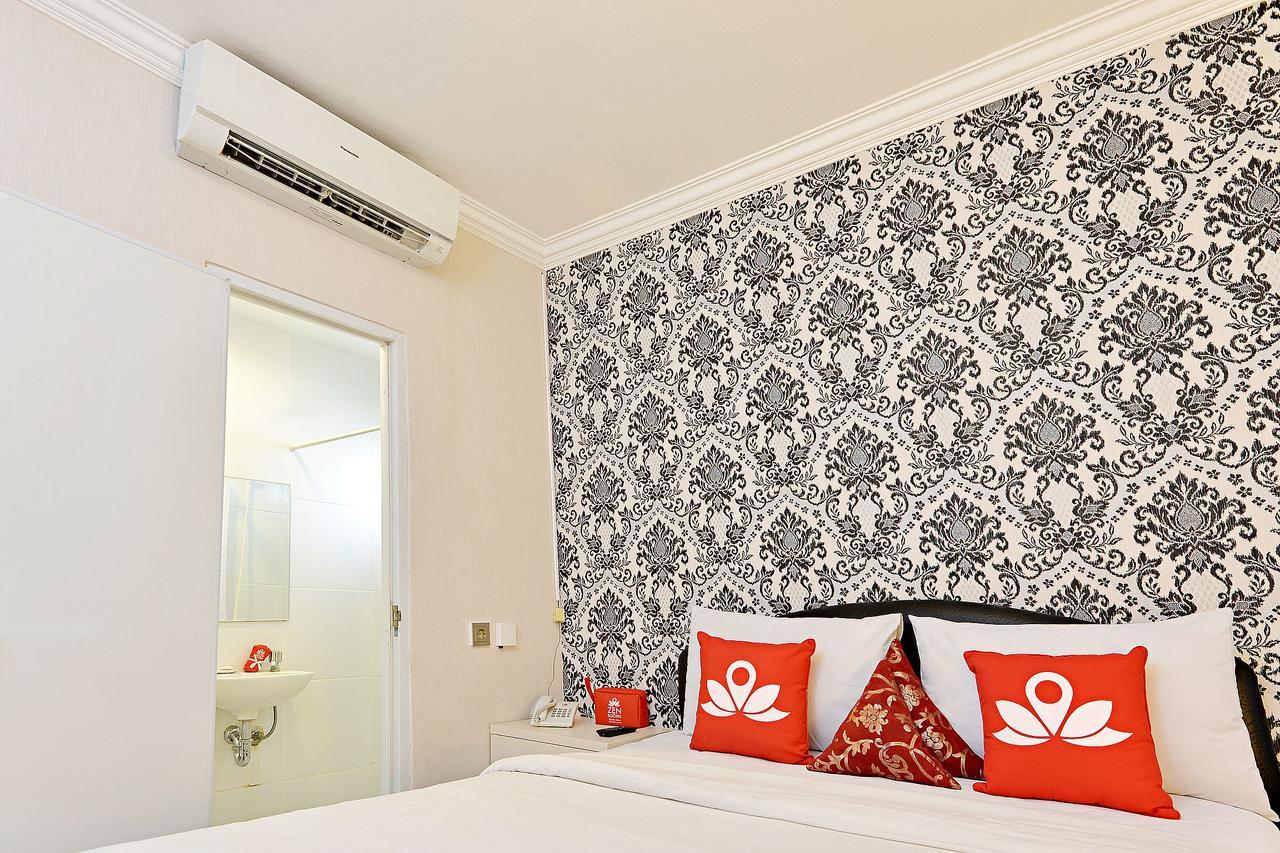 Zen Rooms Basic Tangerang Aeropolis Bagian luar foto